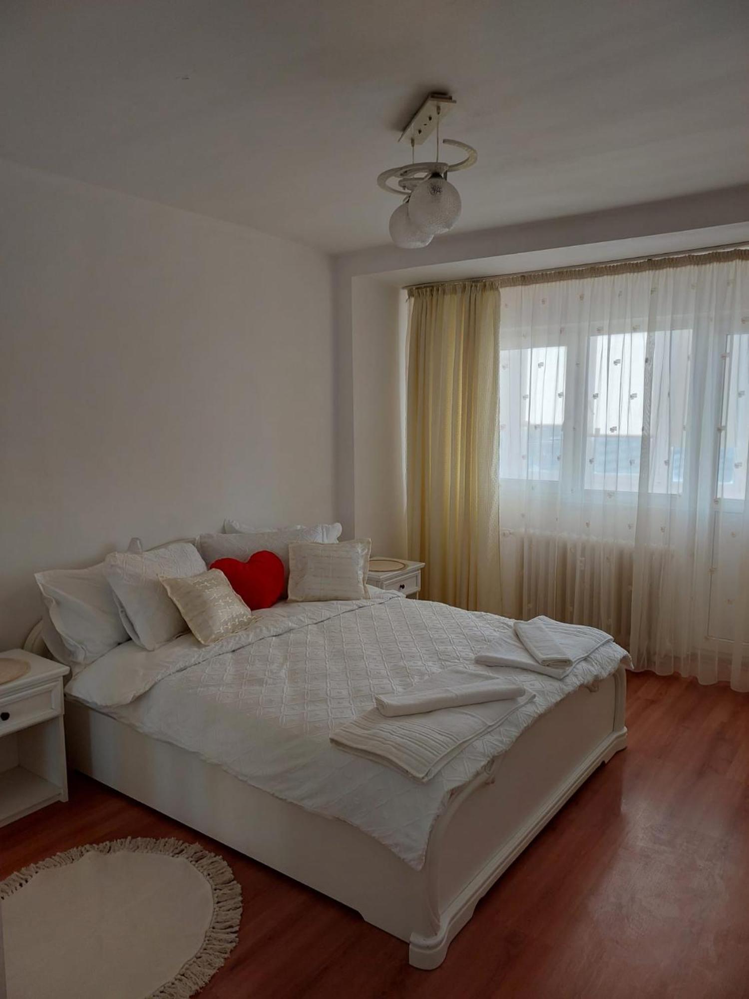Panorama Mega Apartament Pantelimon Bucarest Exterior foto