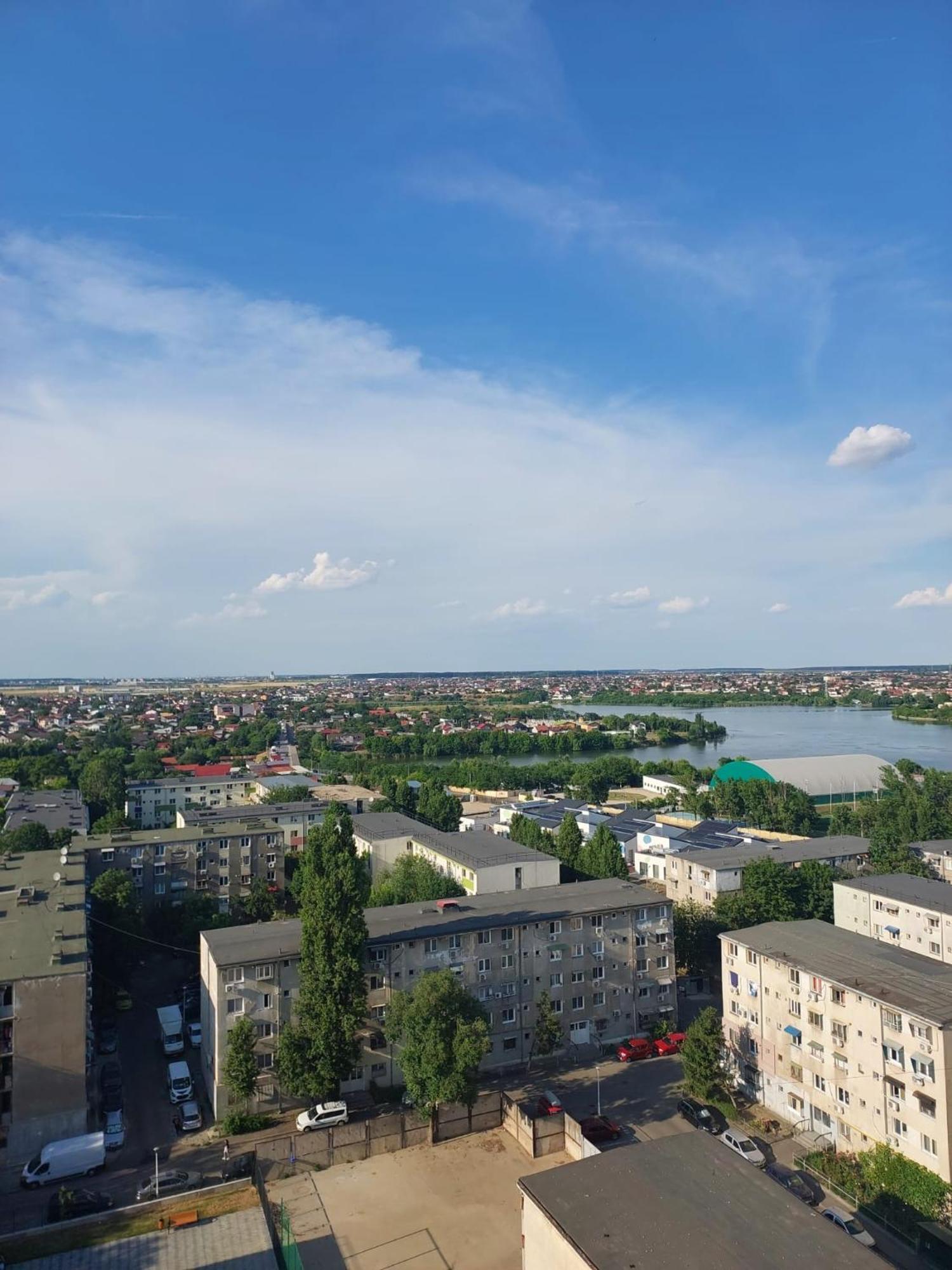 Panorama Mega Apartament Pantelimon Bucarest Exterior foto